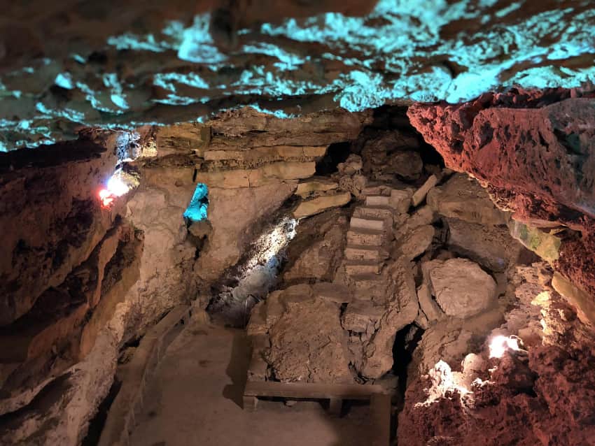 Estas son las 7 CUEVAS de TEXAS que vale la pena explorar 3 mejores cuevas para visitar en san marcos