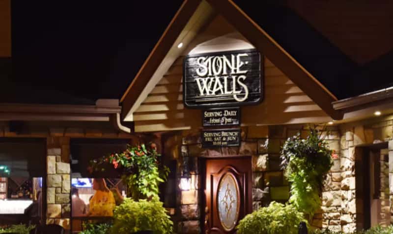 stonewalls restaurant