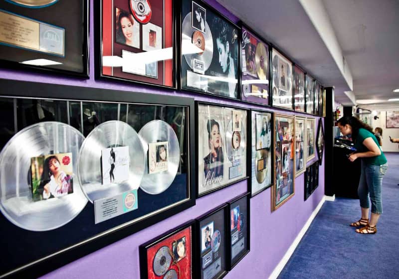 Las 11 mejores cosas para hacer en CORPUS CHRISTI Texas selena museum