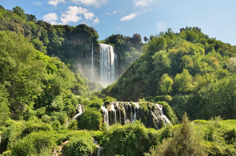 10 Lugares (desconocidos) para visitar en Italia 2 Visita la Cascada Marmore mejore lugares de italia