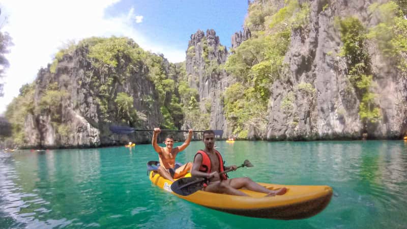 Los mejores lugares para BUCEAR y hacer SNORKEL en el sudeste asiático 3 Kayaking in El Nido donde hacer snorkel