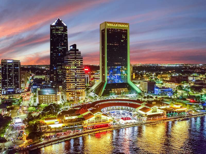 Los 12 mejores EVENTOS el 4 de JULIO en FLORIDA The Landing Jacksonville