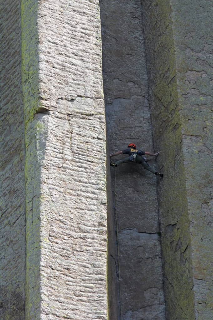 Estos son los 10 mejores DESTINOS de ESCALADA en EE. UU. 8 devils tower wyoming mejores lugares escalada eeuu parker climbing