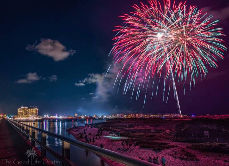 fuegos artificiales destin harbour
