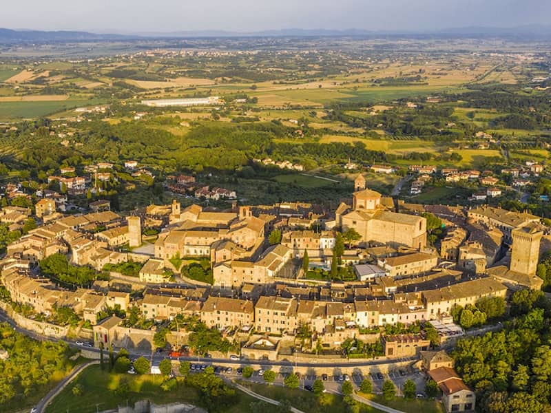 lucignano sque hacer en la toscana