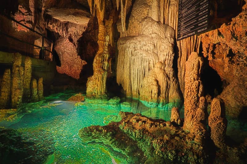 lucy caverns excursiones escapadas desdev virginia