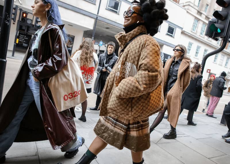 Las 10 cosas más raras de Londres: lo más extraño que puedes ver 9 moda fashion callejera londres cosas raras de la ciudad