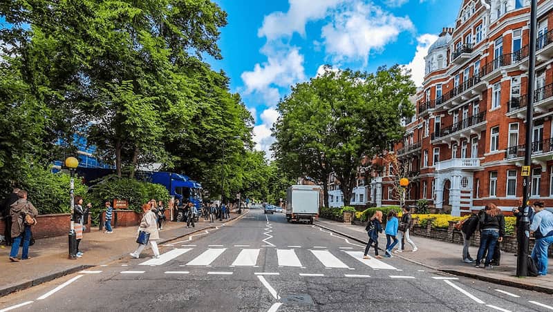 Las 10 cosas más raras de Londres: lo más extraño que puedes ver 3 paso de peatones londres