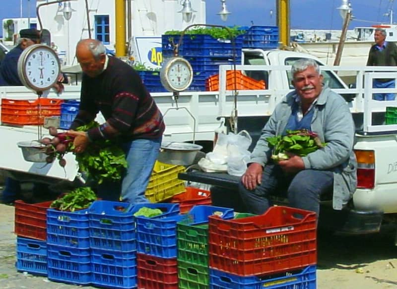 kynonos ir de compras productos locales
