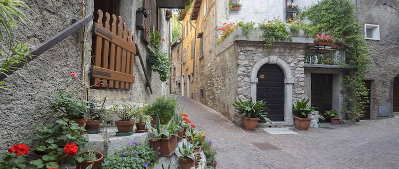 GUIA de VIAJE de TREMOSINE,Italia: la sorpresa en el Lago de Garda 7 mejores cosas hacer tremosine sumergete en la naturaleza