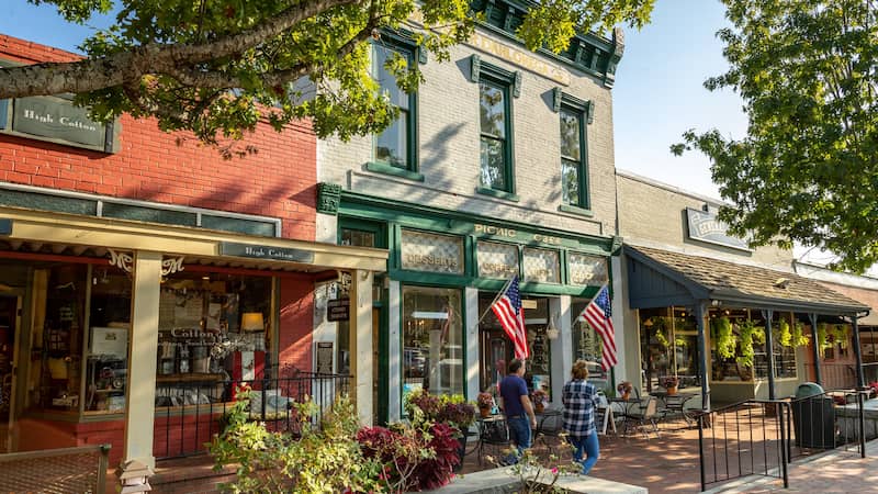mejores pueblos montana georgia dahlonega