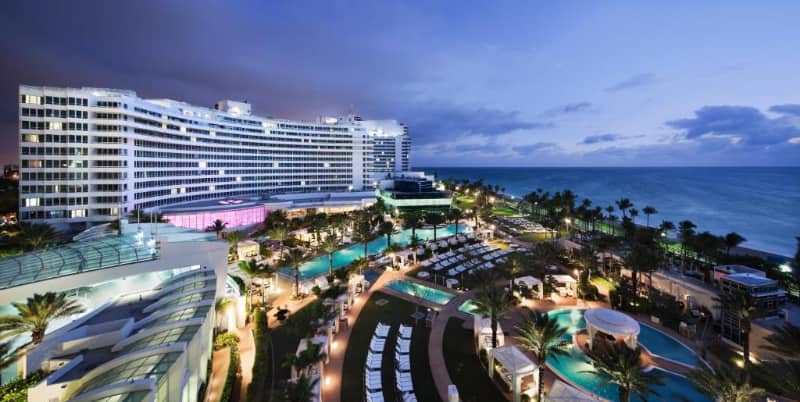 Fontainebleau Hotel Florida Estados Unidos hoteles personas silla de ruedas