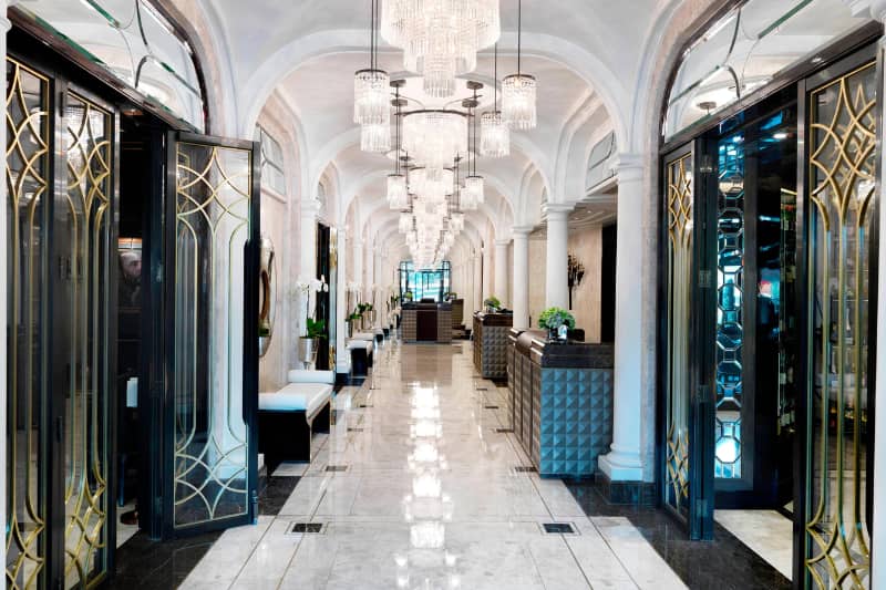 Wellesley Knightsbridge Londres Inglaterra toeles minusvalidos