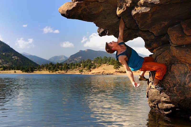 Las 10 MEJORES cosas para HACER en el PARQUE NACIONAL de las MONTANAS ROCOSAS COLORADO escalar los acantilados