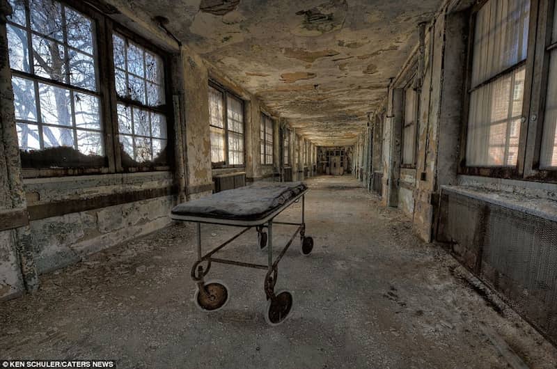 Houston TerrorDome Houston halloween casas embrujadas