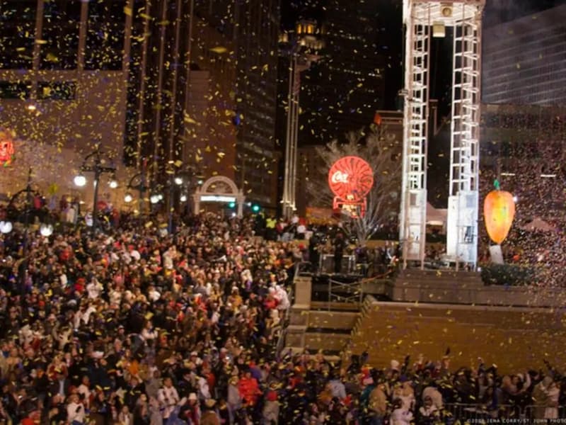 atlanta Estos son los MEJORES lugares para celebrar el ANO NUEVO en GEORGIA peach drop