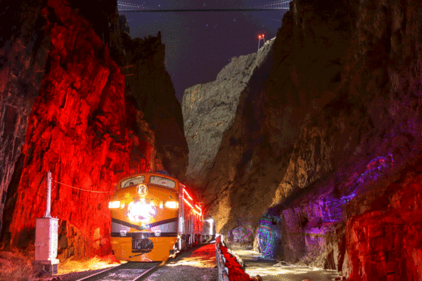 Lasers in the Gorge web low res 600x400 1